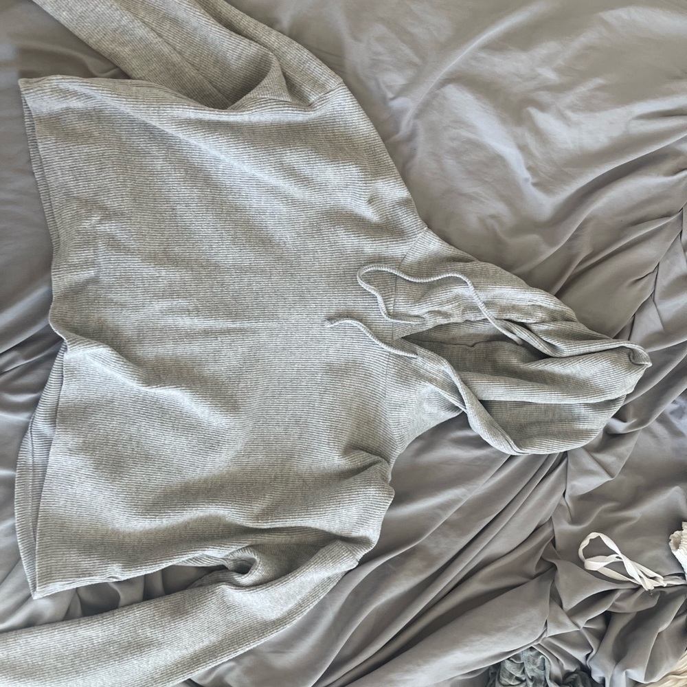 Grey waffle knit cropped sweatshirt